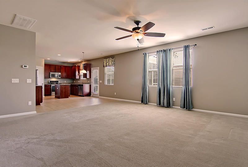 1818 Chickasaw Dr, Charleston, SC 29414