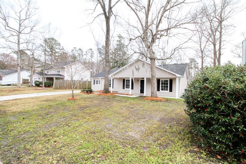 191 Fairfax Blvd, Goose Creek, SC 29445