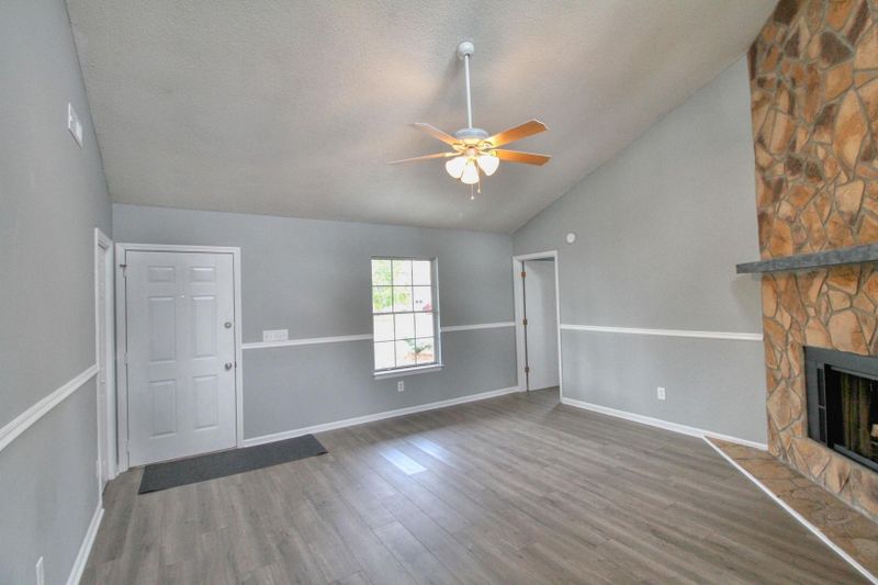 191 Fairfax Blvd, Goose Creek, SC 29445