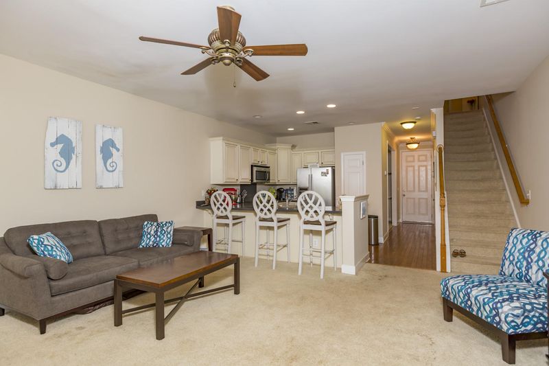 2361 Kings Gate Ln, Mount Pleasant, SC 29466