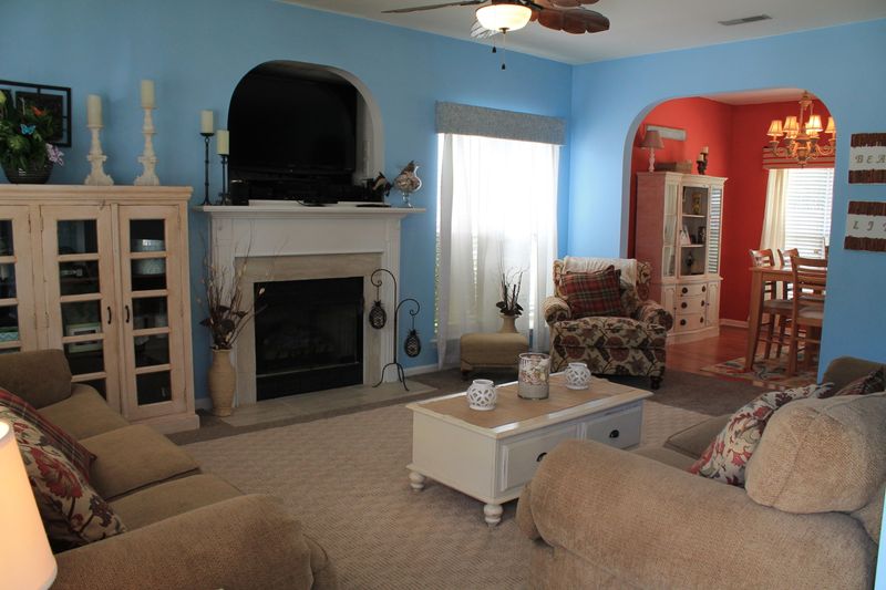 115 Journeys End Ln, Moncks Corner, SC 29461