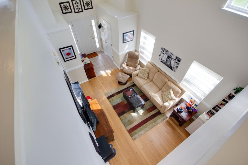 9044 Maple Grove Dr, Summerville, SC 29485