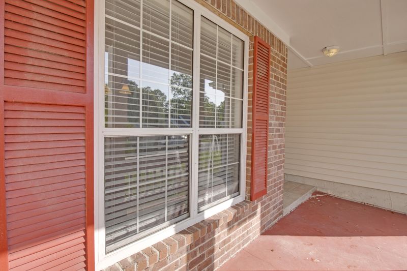 111 Red Cypress Dr, Goose Creek, SC 29445