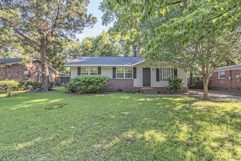 1157 N Shadow Dr, Mount Pleasant, SC 29464