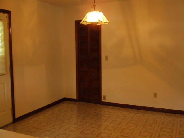 113 O'carroll St, Moncks Corner, SC 29461