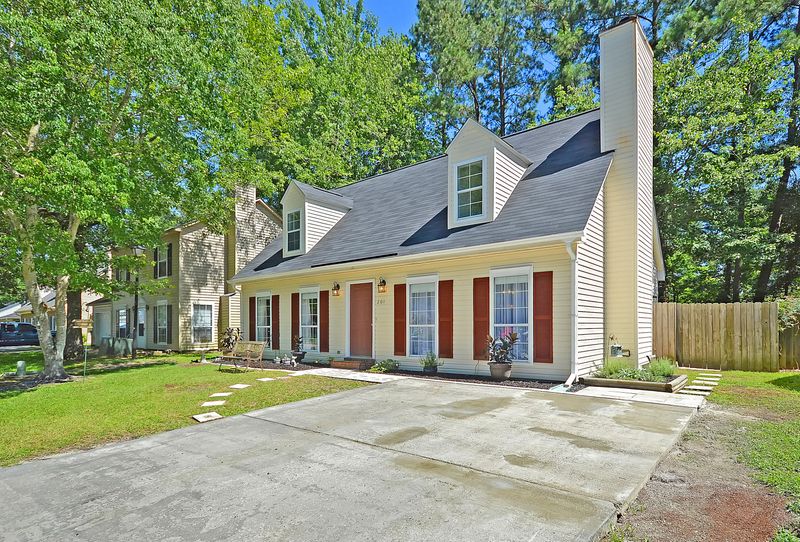 201 Parish Parc Dr, Summerville, SC 29485