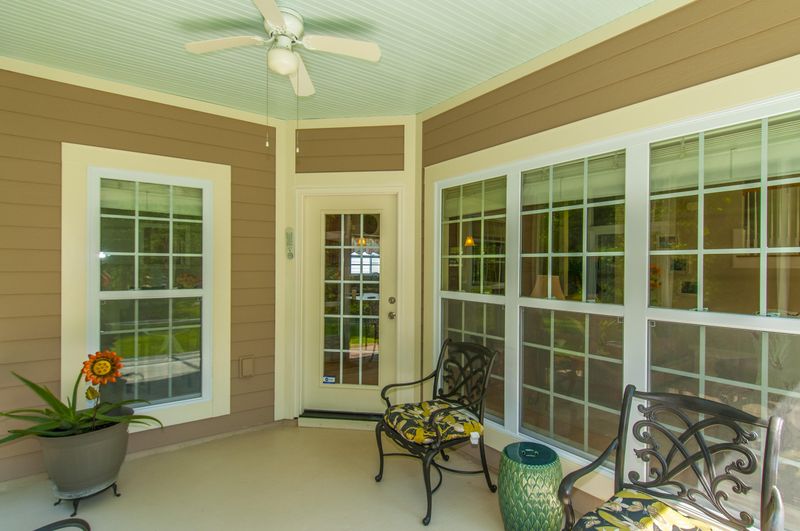 213 Rice Mill Pl, Charleston, SC 29492