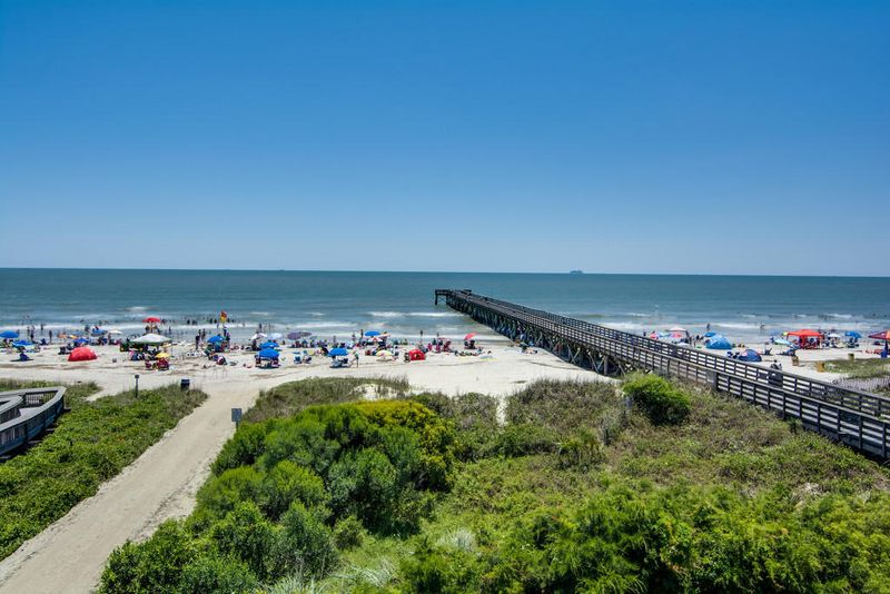1300 Ocean Blvd #304, Isle Of Palms, SC 29451