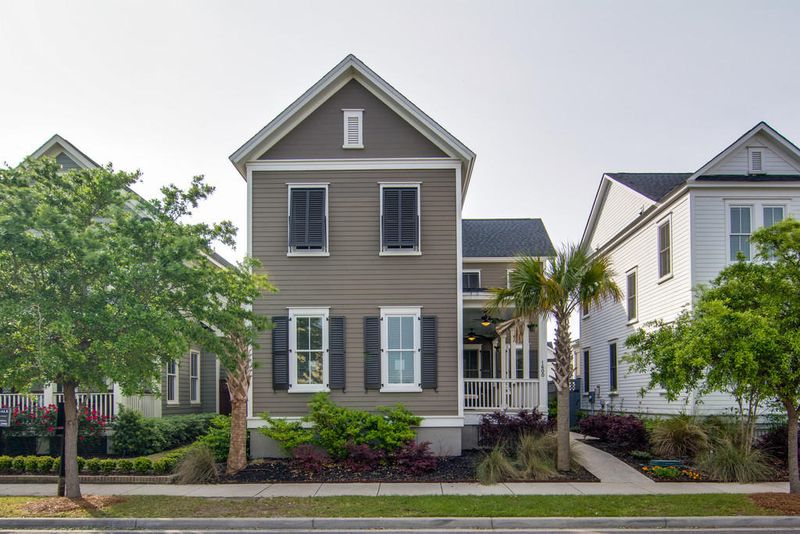 1600 Paradise Lake Dr, Mount Pleasant, SC 29464