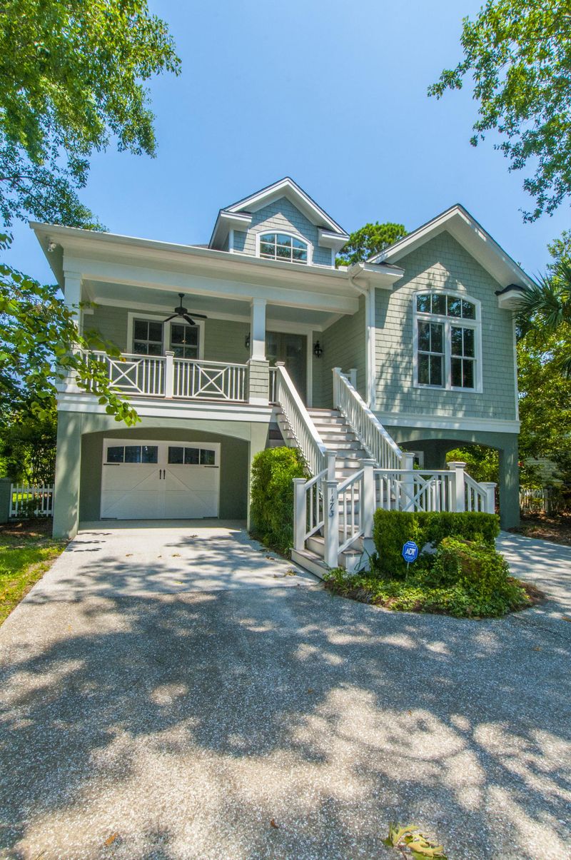 1473 Appling Dr, Mount Pleasant, SC 29464