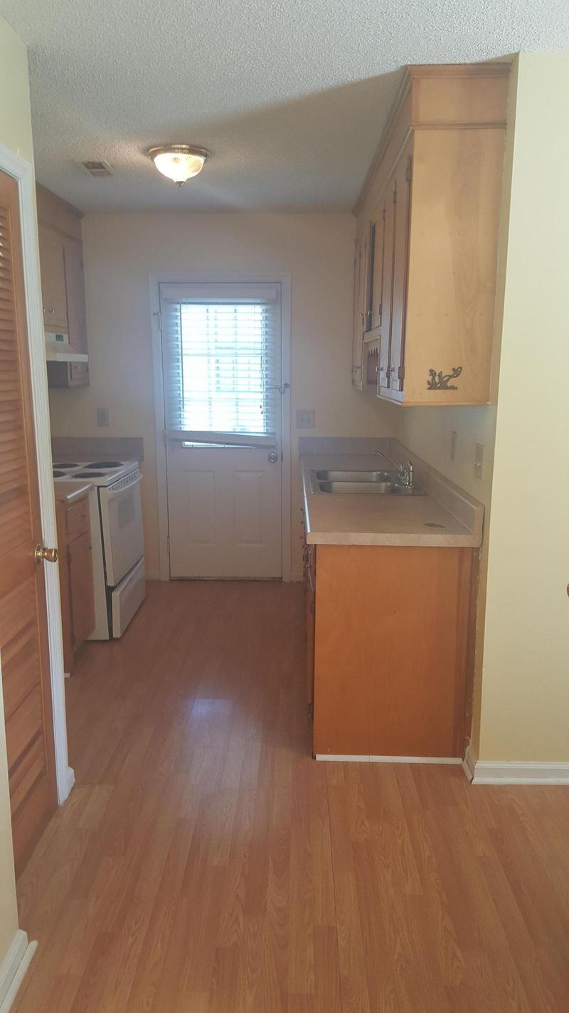 105 Shamrock Ct, Moncks Corner, SC 29461