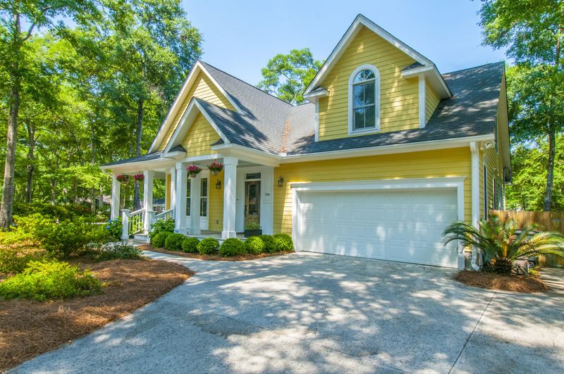 754 Sterling Dr, Charleston, SC 29412