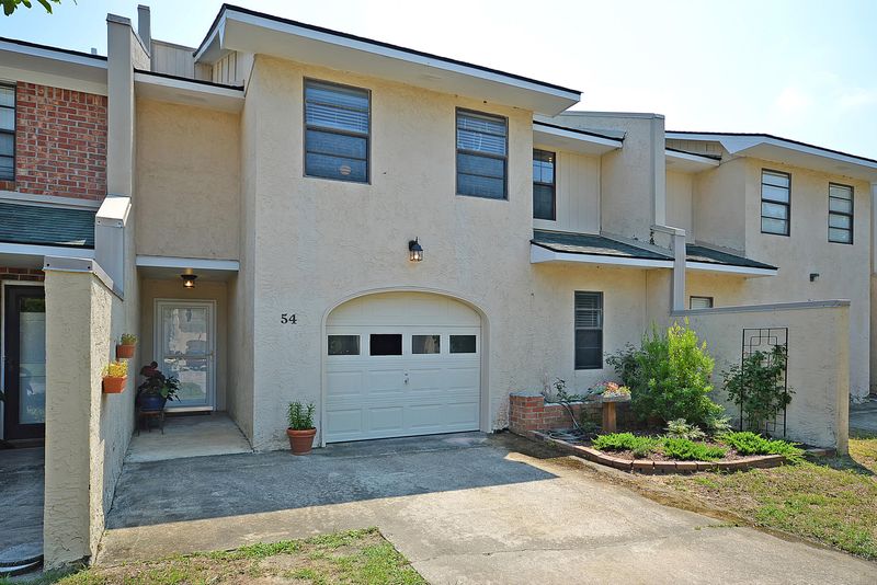 54 Meander Row, Charleston, SC 29412