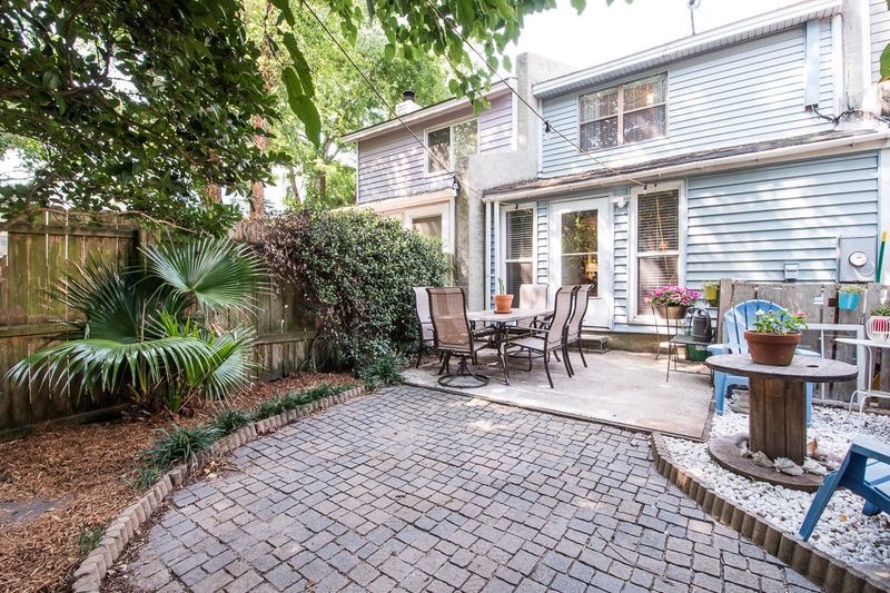 725 Davenport Dr, Mount Pleasant, SC 29464
