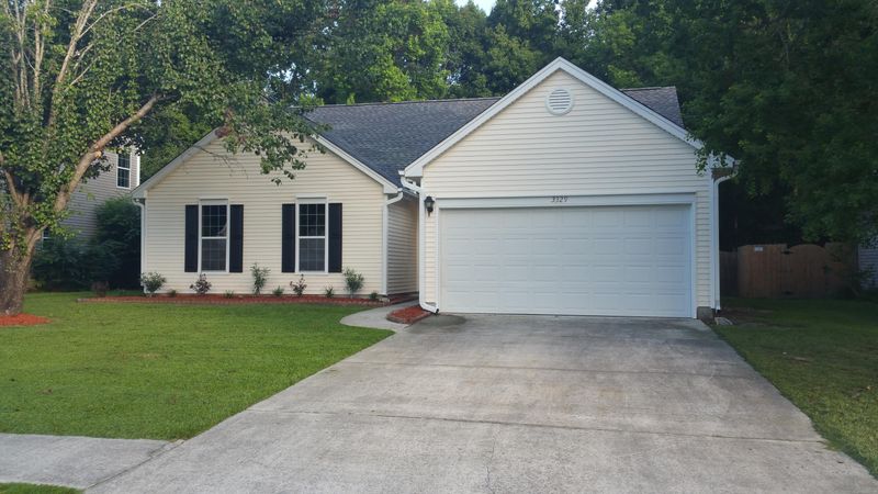 3329 Middleburry Ln, Charleston, SC 29414