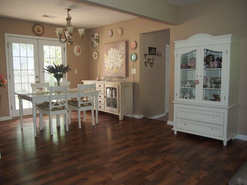 1702 W W Robinhood Dr, Charleston, SC 29407