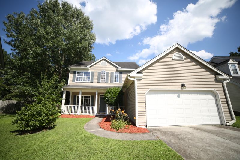 420 Thomaston Ave, Summerville, SC 29485