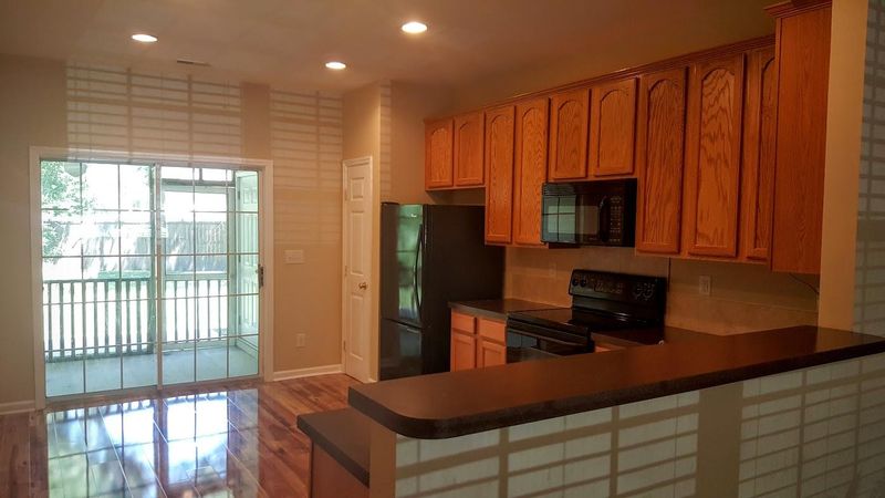 303 Twin Tree Dr, Summerville, SC 29485