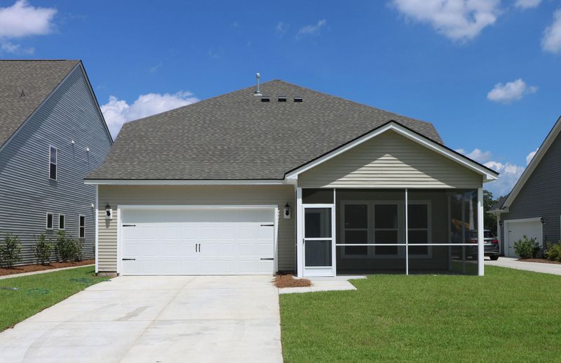 202 Foxbank Plantation Blvd, Moncks Corner, SC 29461