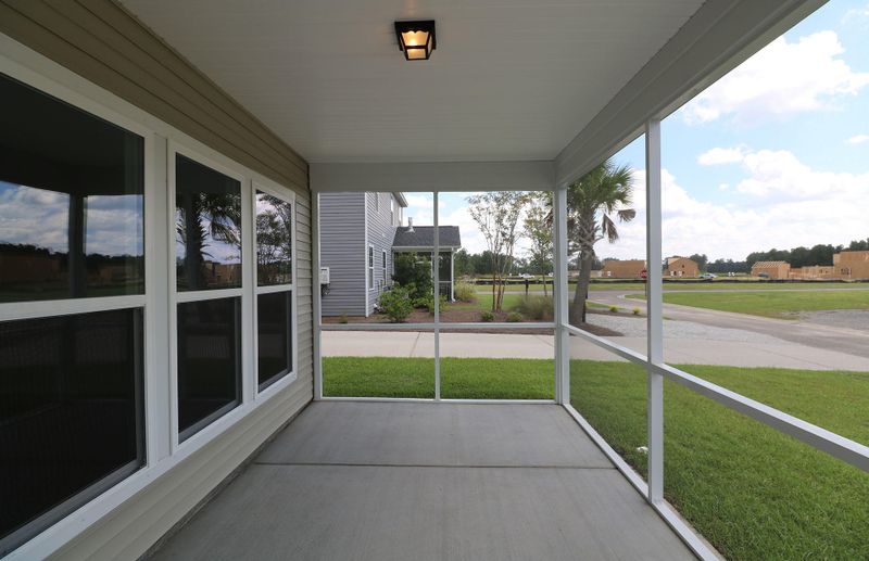 202 Foxbank Plantation Blvd, Moncks Corner, SC 29461