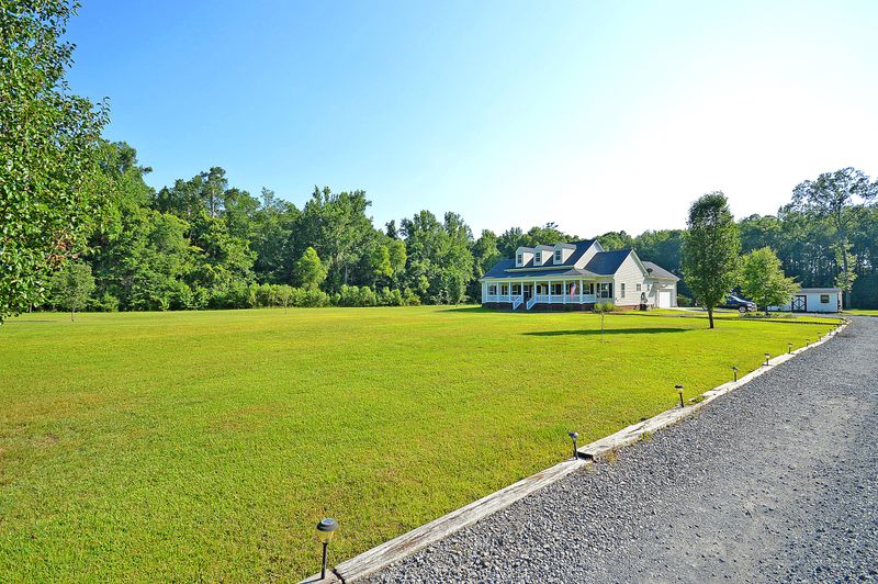238 Helms Dr, Summerville, SC 29483