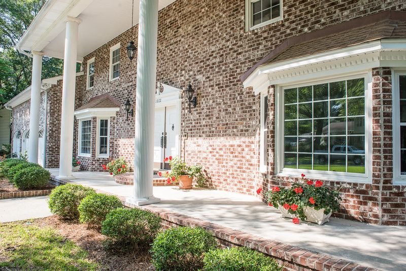 1072 Dominion Dr, Hanahan, SC 29410