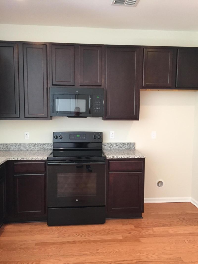 366 Flyway Rd, Goose Creek, SC 29445