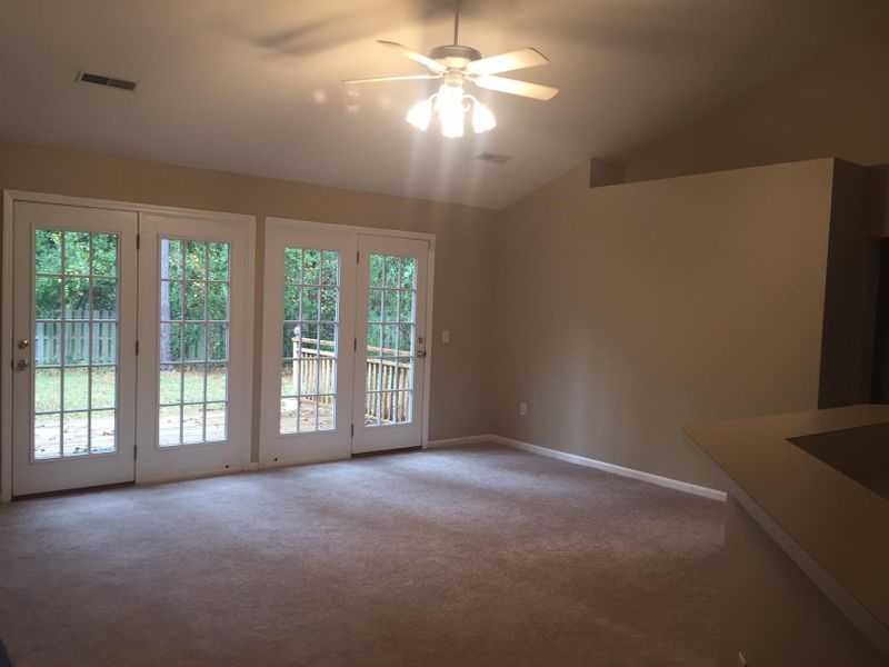 3372 Crowell Ln, Mount Pleasant, SC 29466