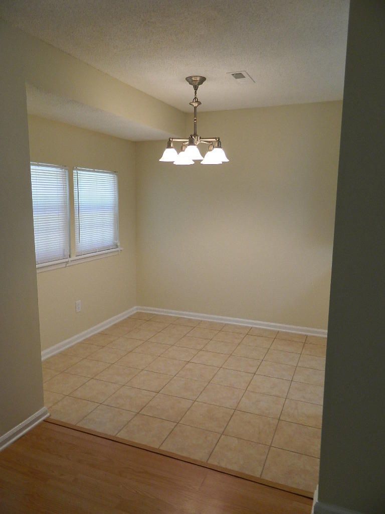 107 Heather Dr, Summerville, SC 29483