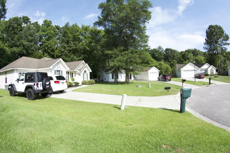 2015 Limpet Ln, Ladson, SC 29456