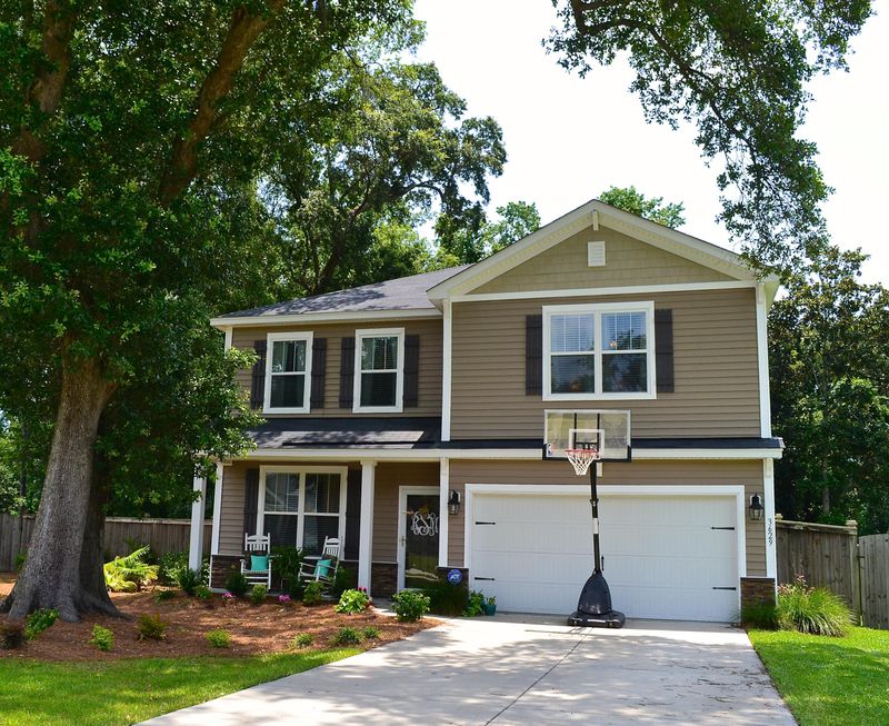 3629 Locklear Ln, Mount Pleasant, SC 29466
