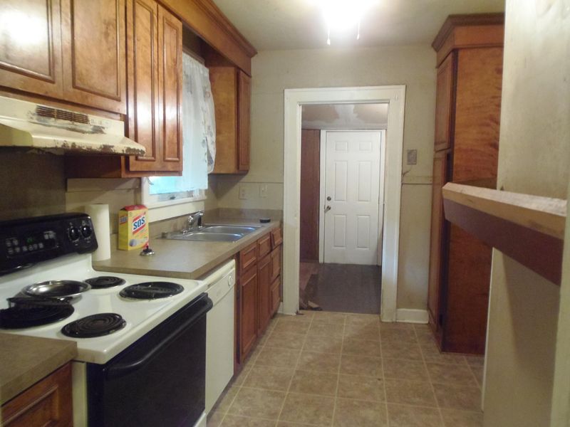 2675 Ferrara Dr, North Charleston, SC 29405