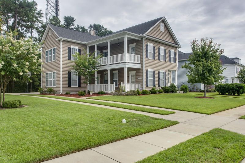 131 Berwick Dr, Summerville, SC 29483