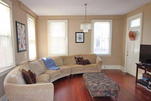 60 Pitt St, Charleston, SC 29401