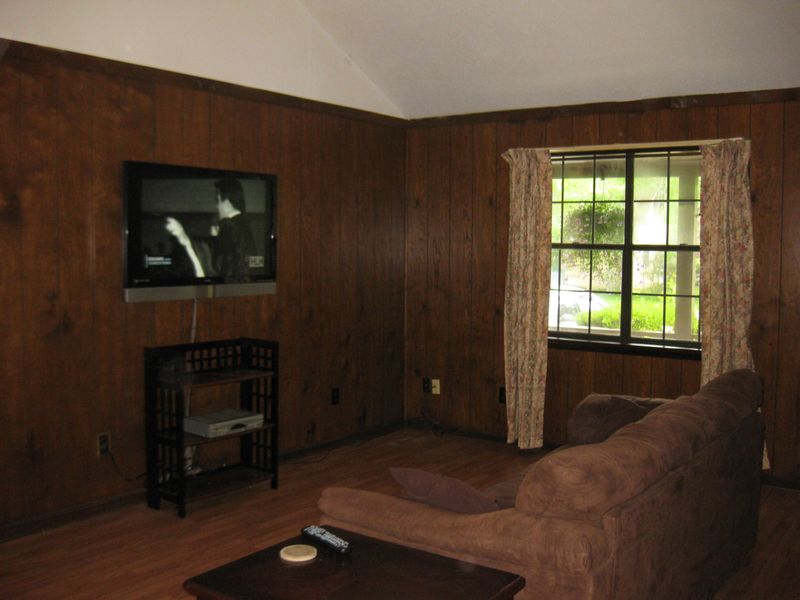 300 Kershaw Rd, Summerville, SC 29483