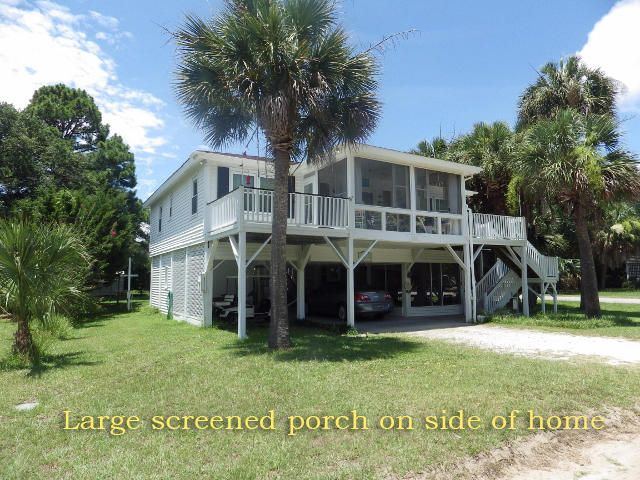 1802 Myrtle St, Edisto Island, SC 29438