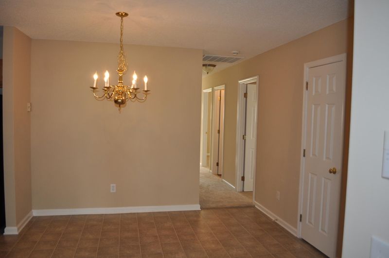 237 Maypop Dr, Goose Creek, SC 29445
