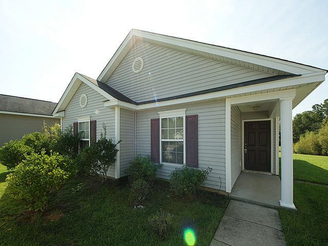 203 Seneca River Dr, Summerville, SC 29485