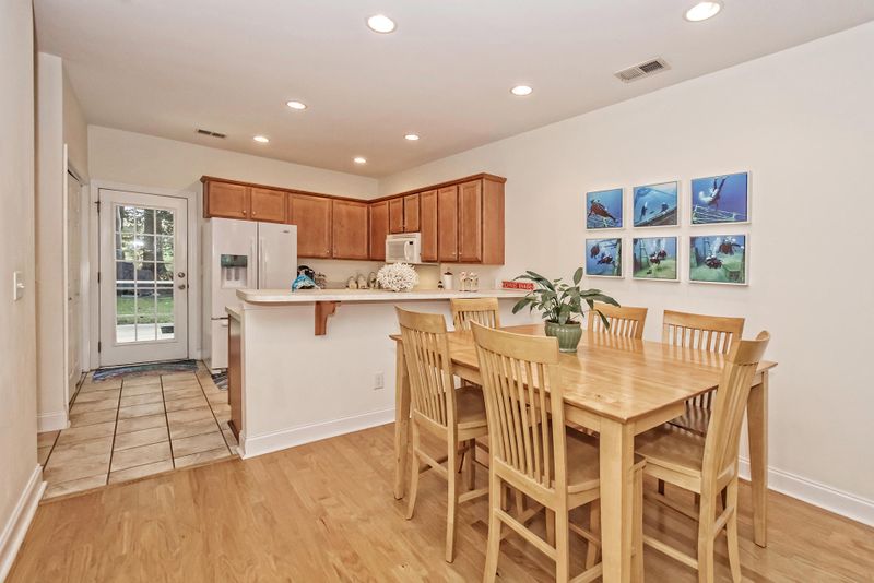 141 Steeple Point Ct, Summerville, SC 29485