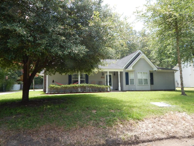 1610 Windsor Ln, Moncks Corner, SC 29461