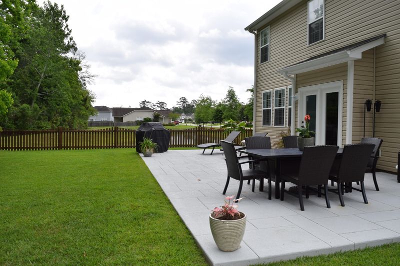 1214 Woodsage Dr, Hanahan, SC 29410