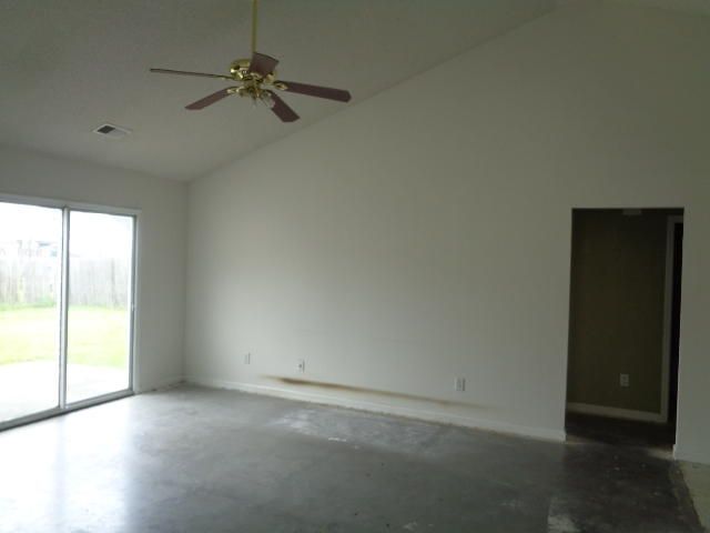 205 Barnwell St, Summerville, SC 29483