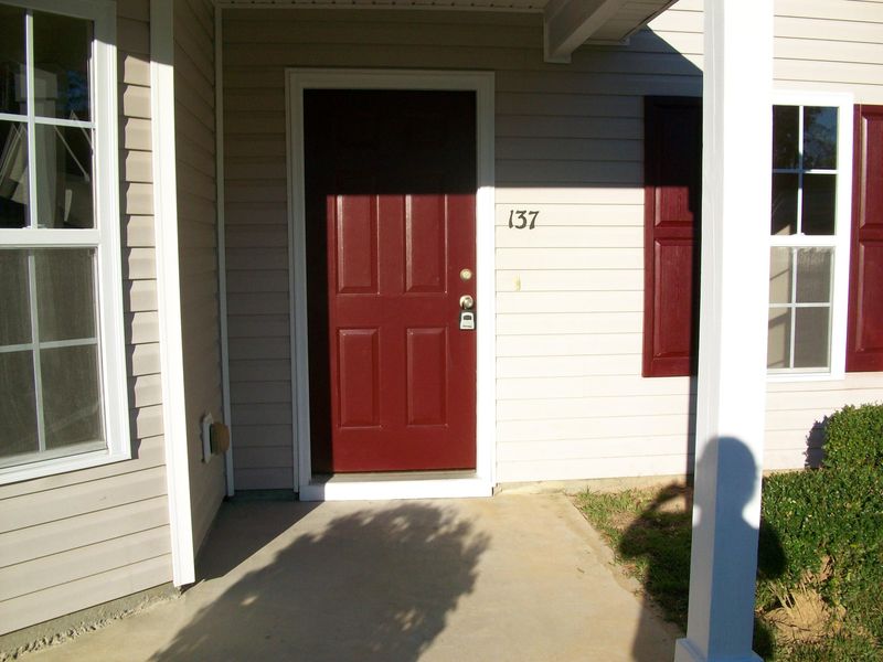 137 Coronet St, Summerville, SC 29483