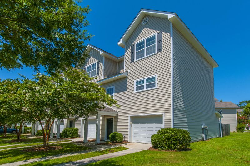4061 Babbitt St, Charleston, SC 29414