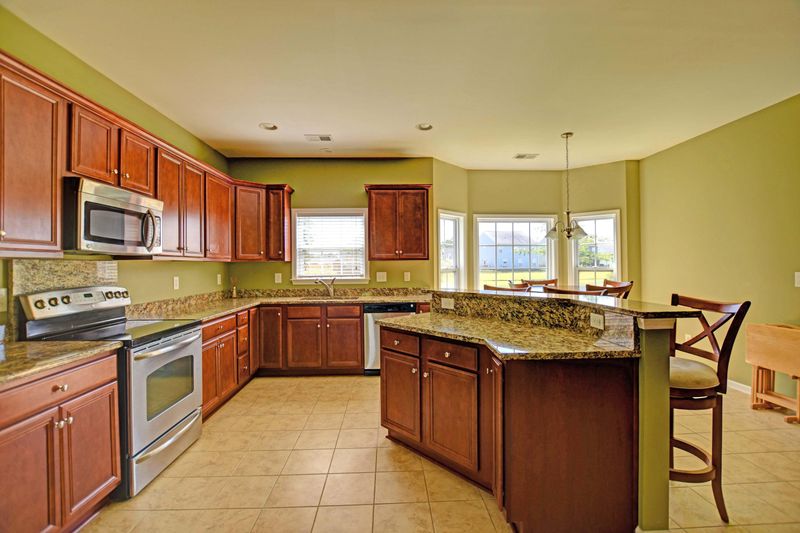 8181 Ronda Dr, North Charleston, SC 29406