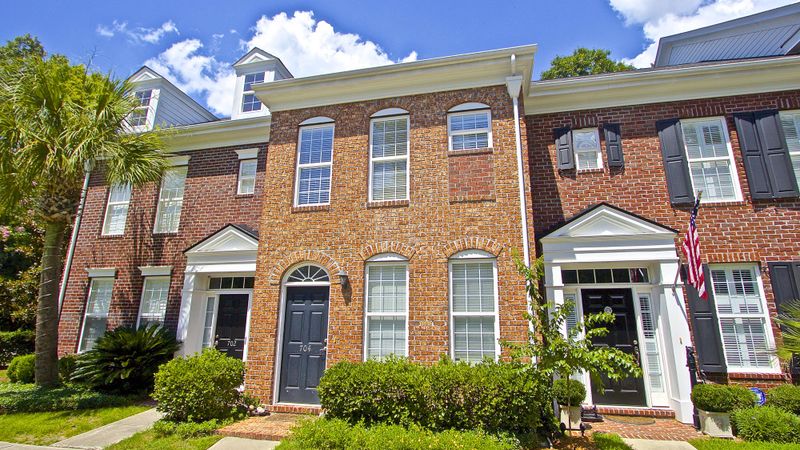 704 Certificate Ct, Charleston, SC 29414
