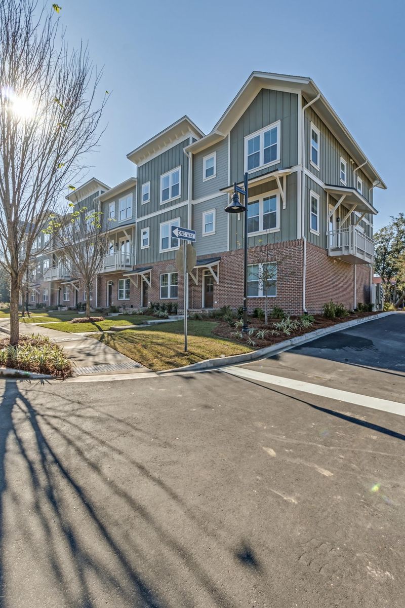 100 Vincent Dr, Mount Pleasant, SC 29464