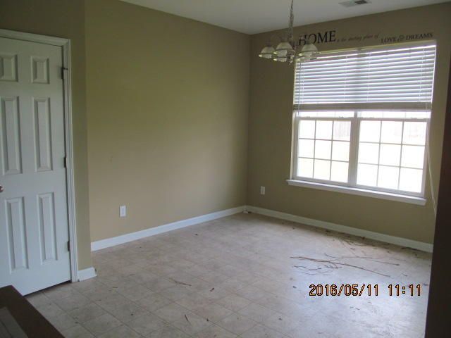 7656 Eagle Lake Rd, North Charleston, SC 29418