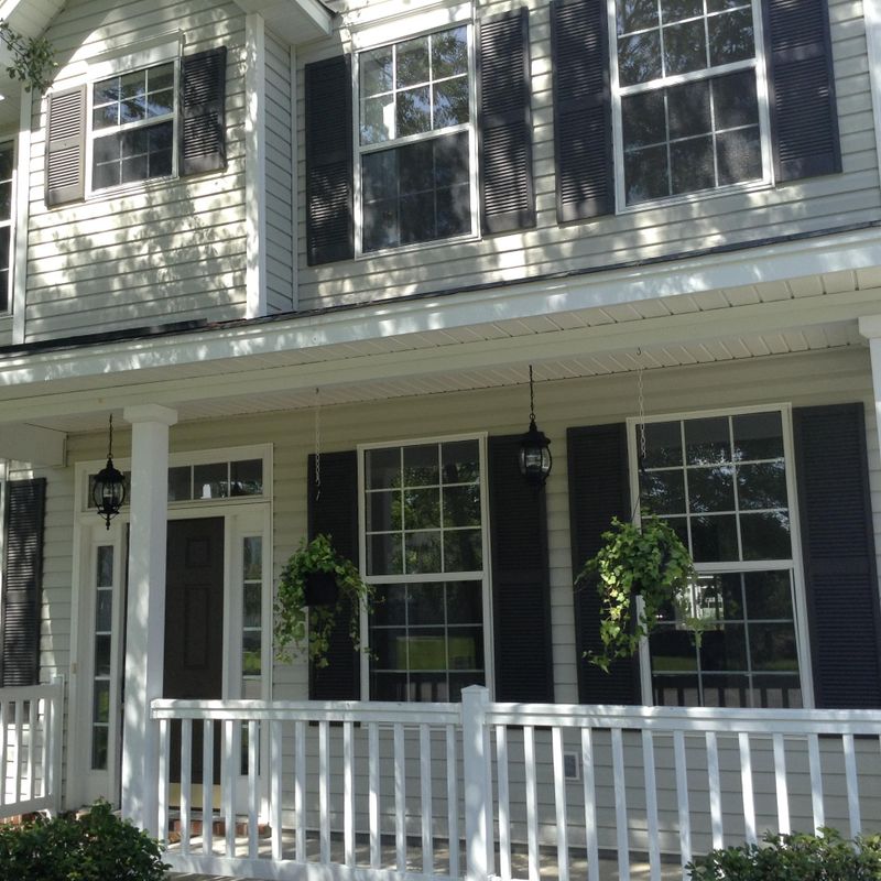 1404 Gemstone Blvd, Hanahan, SC 29410