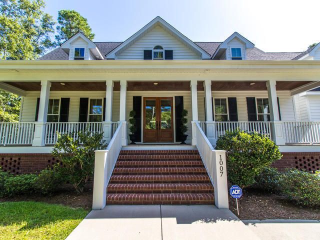 1007 Poconos Ct, Summerville, SC 29483